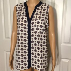 Olive & Oak Blouse Sleeveless V-Neck